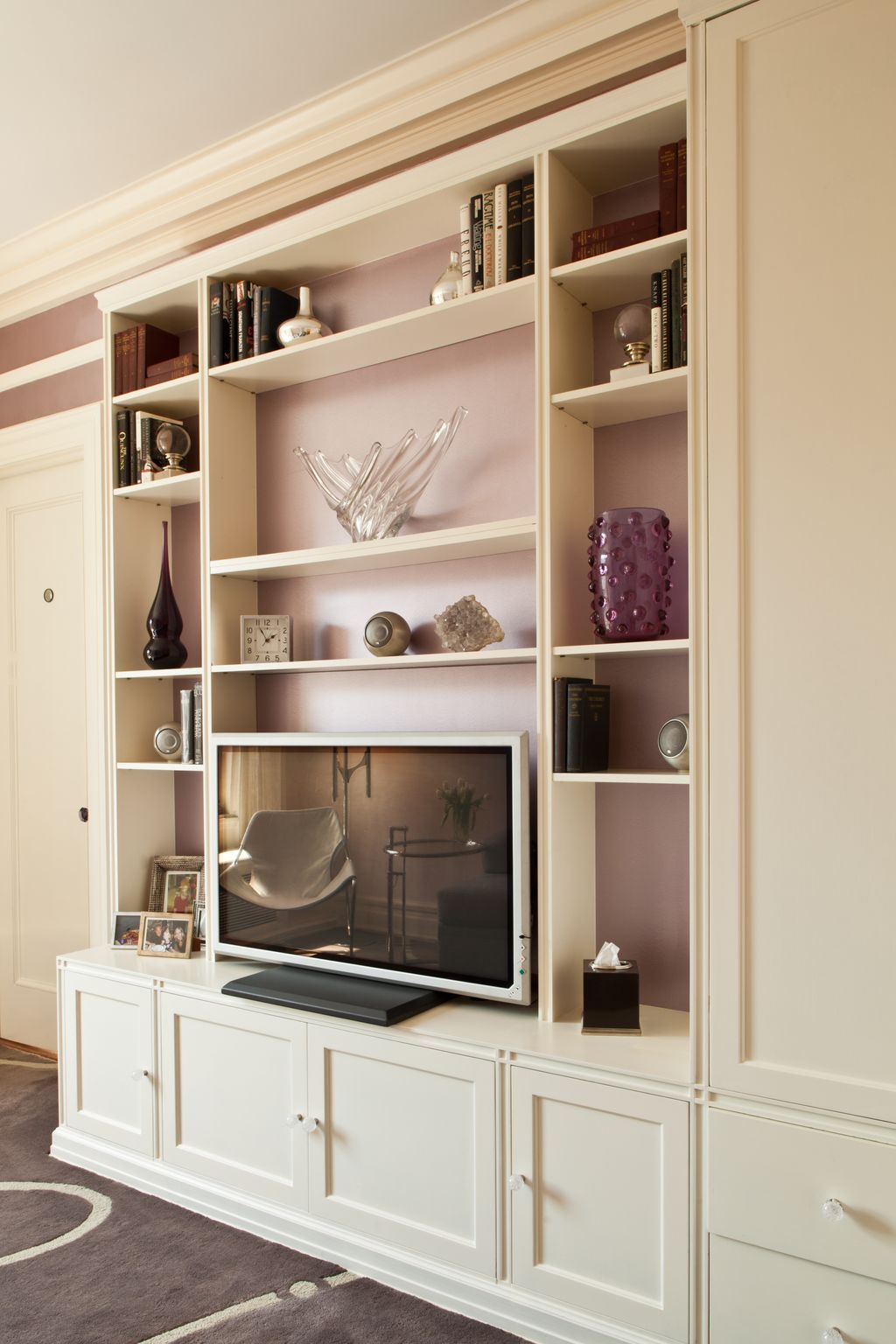 Setting the stage for elegance and serenity with a