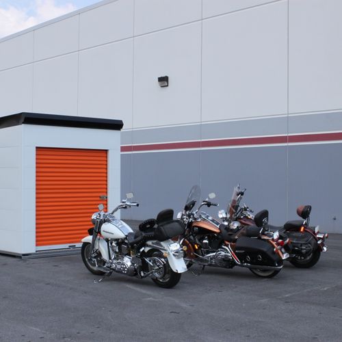 Roll up doors or outside storage buildings availab