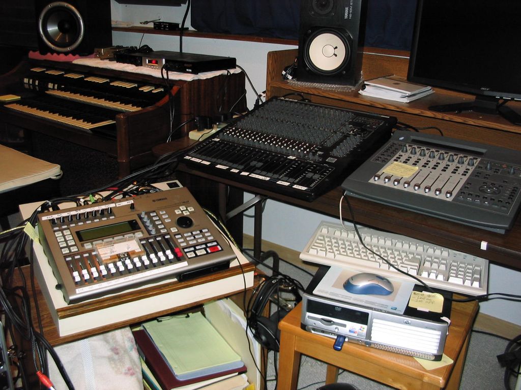 Yamaha AW16G 16-track digital recorder on the left