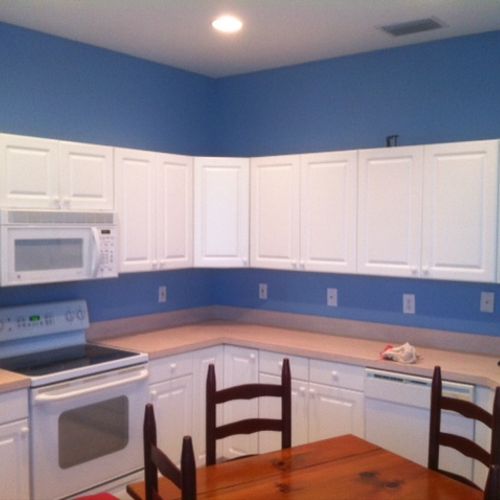 Remove wallpaper and Paint!

We accept credit card