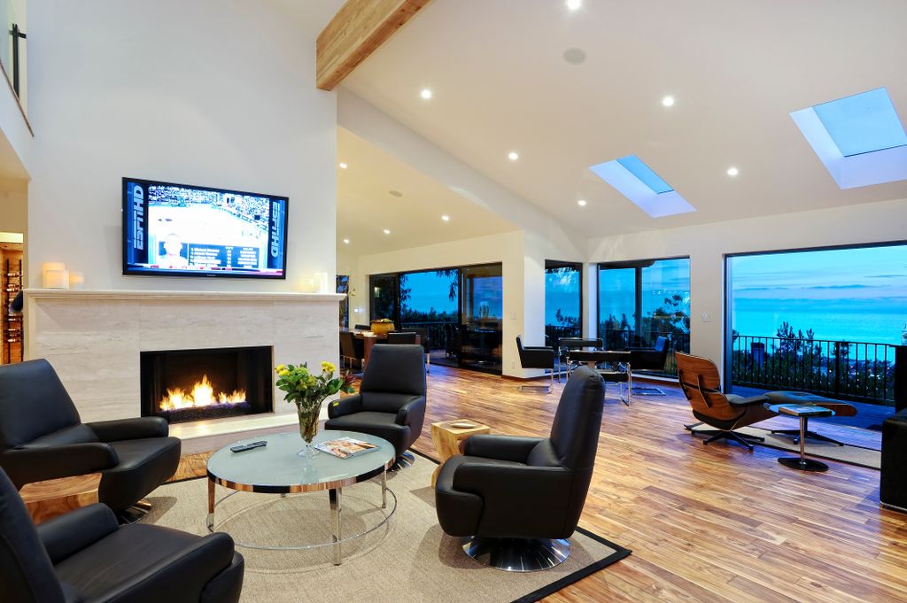Malibu Bella Crest