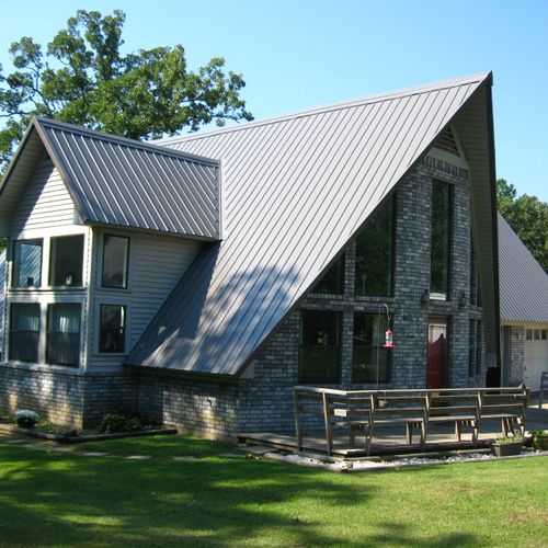 Charcoal Grey Metal Roof in Redwater, Texas