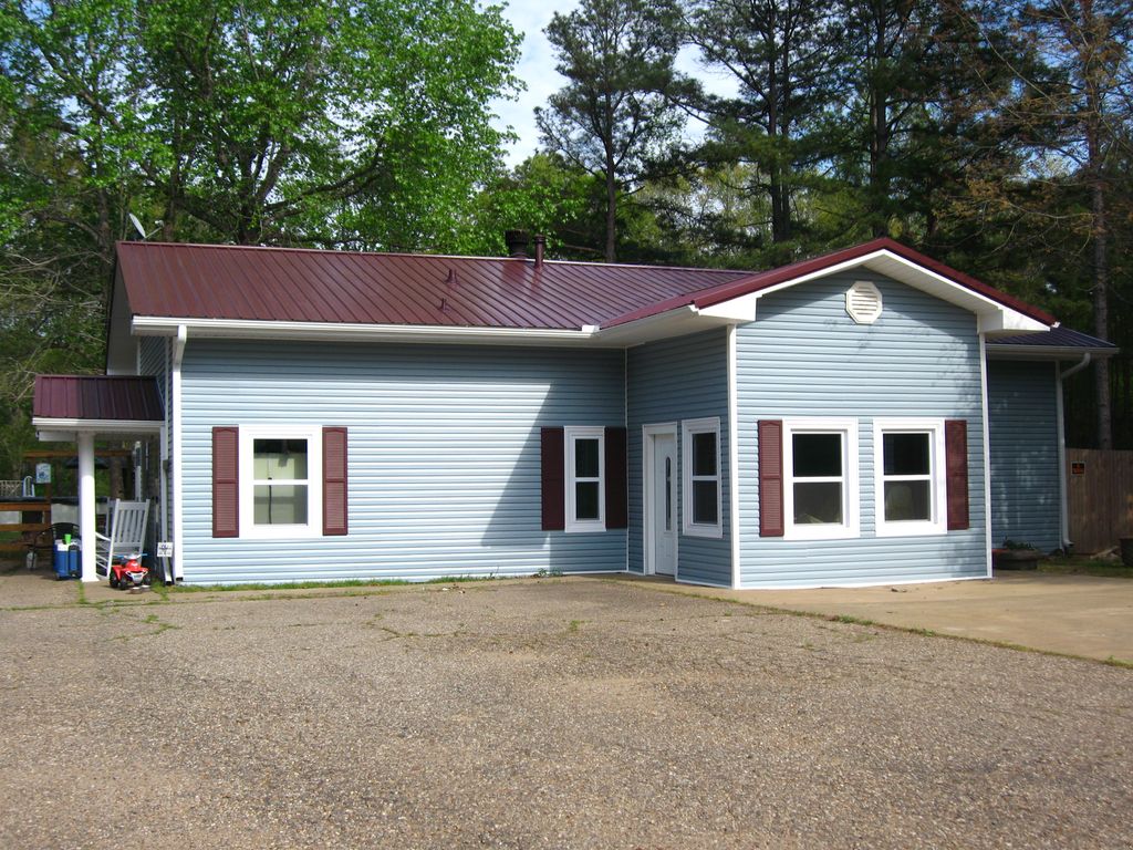 Burgundy Metal Roof in Texarkana, Texas