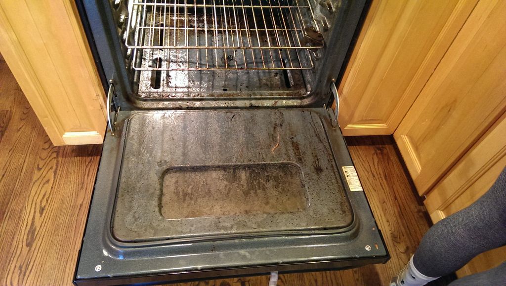Before Picture Oven Door