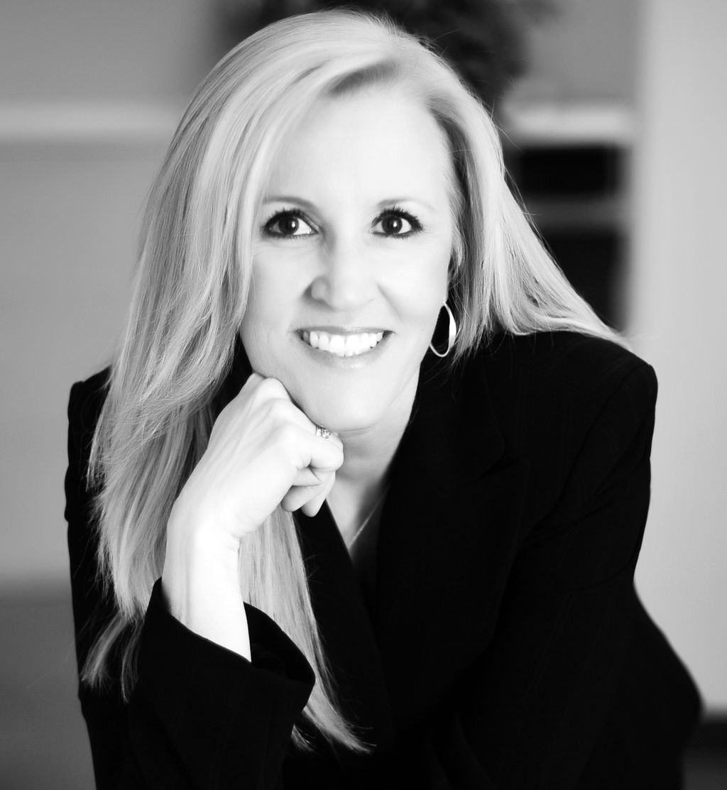 Carrie Flintom