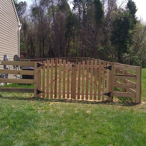 Kentucky Board Fence