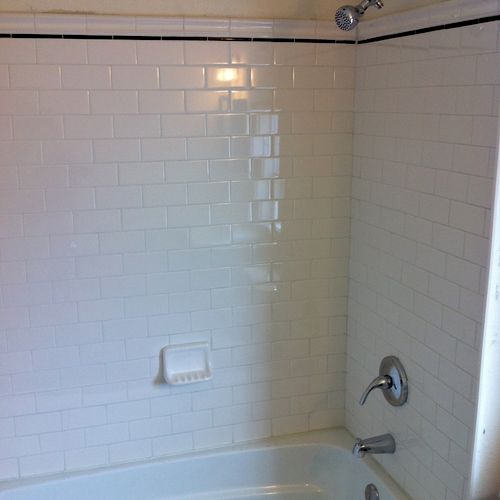 a 3x5 Tub surround tiled with subway tile