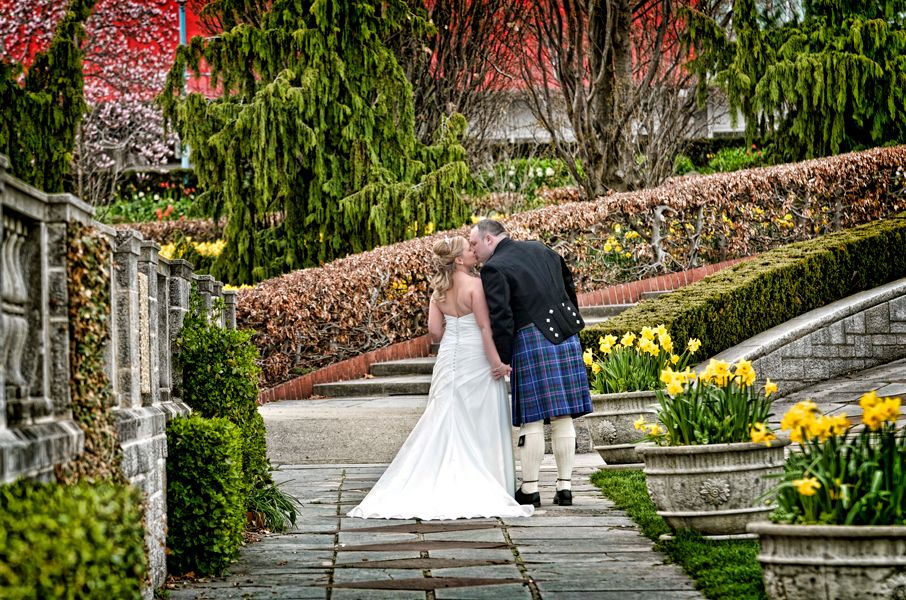 Oakes Gardens, Niagara Falls, Canada
www.bvphotog.