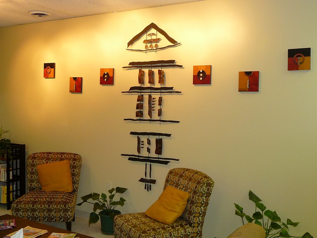Relaxing waiting room at Back In Action