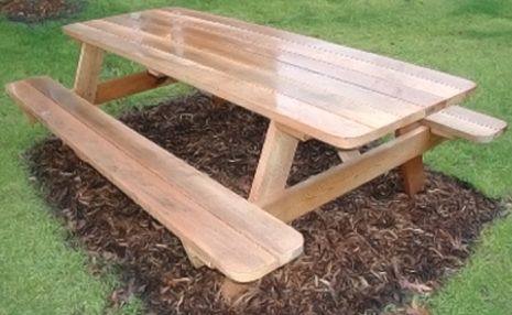 City Park Style Picnic Table
This classic one piec