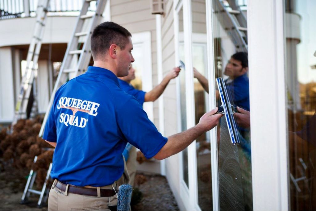 Fast, friendly, professional residential window cl