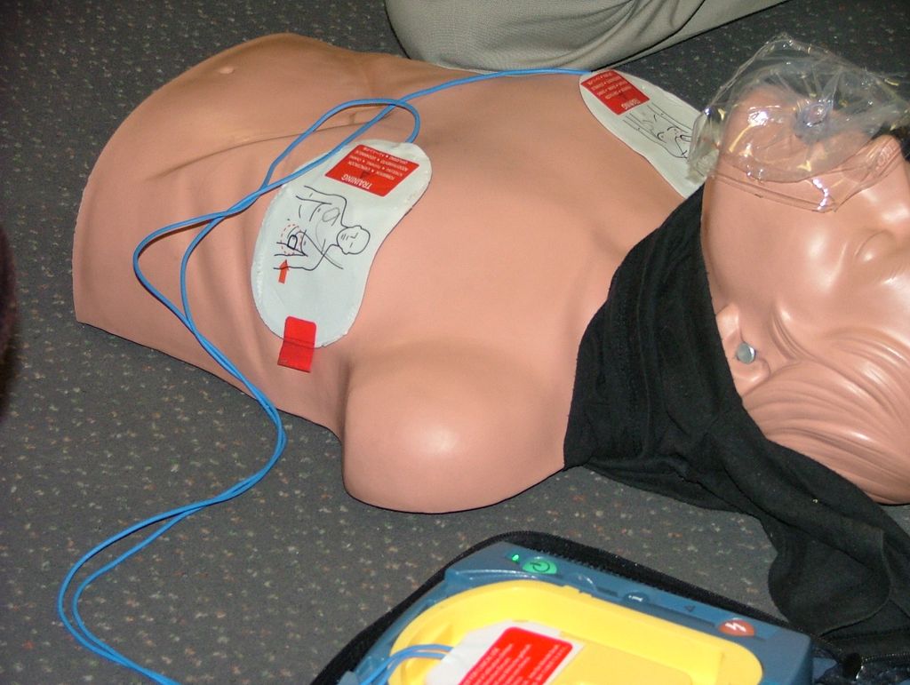 AED attached to patient.......ready to shock