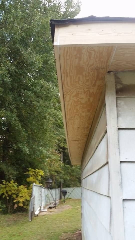 facia and soffit replacement on free standing gara