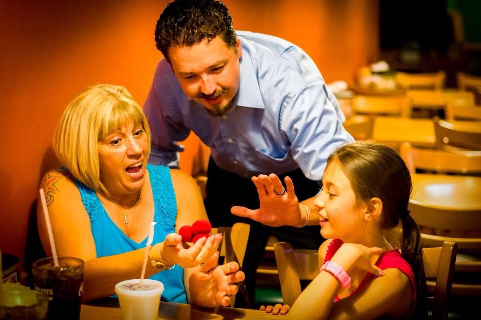 Frank Davis amazes a mother and daughter with magi