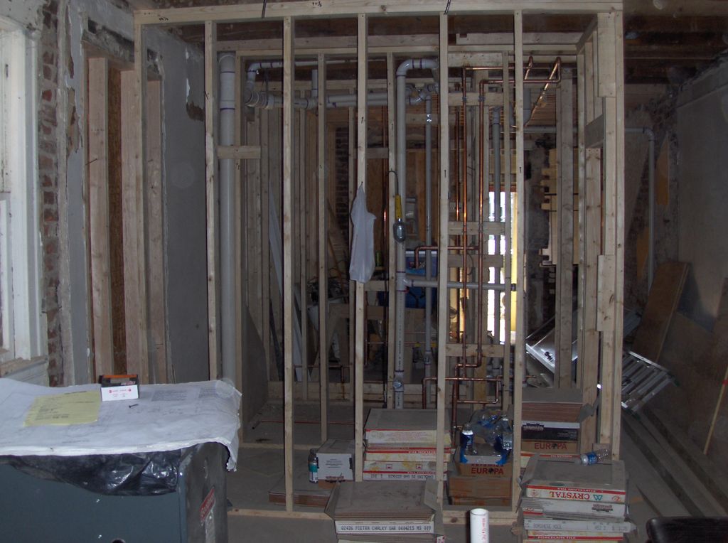 Framing, multi-room frame-out. Framing projects la