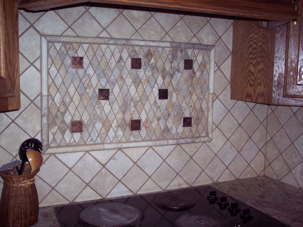 Tumbled Travetine Backsplash