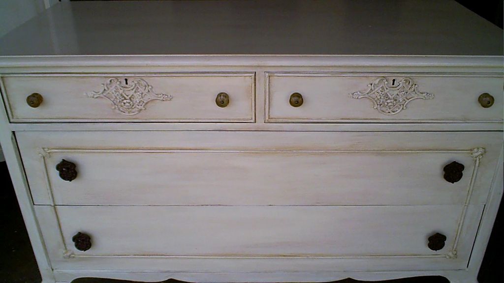 shabby chic furniture finish