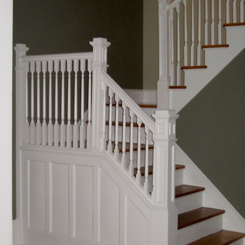 We specialize in wood stair and railing restoratio