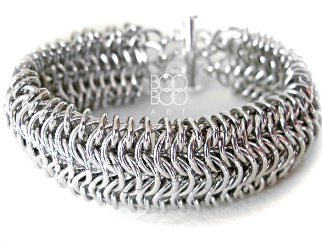 ANGELINA Chainmail Cuff