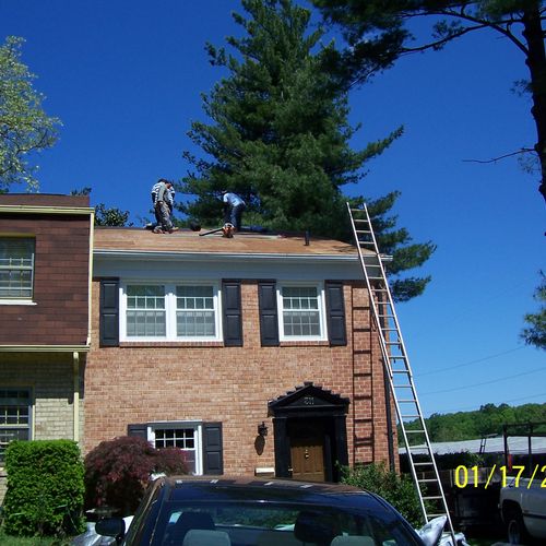 Townhouse roof tear-off