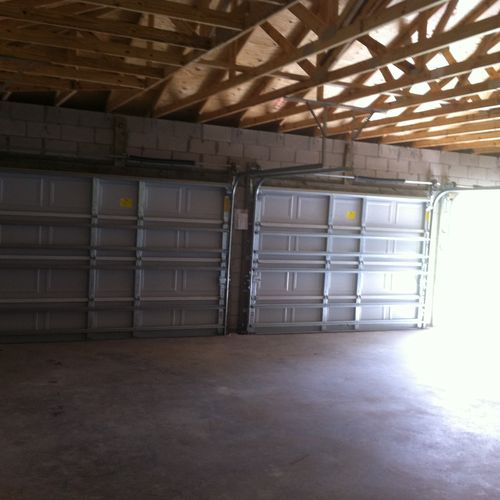 1200 Square footage
Detached Garage( interior), ar