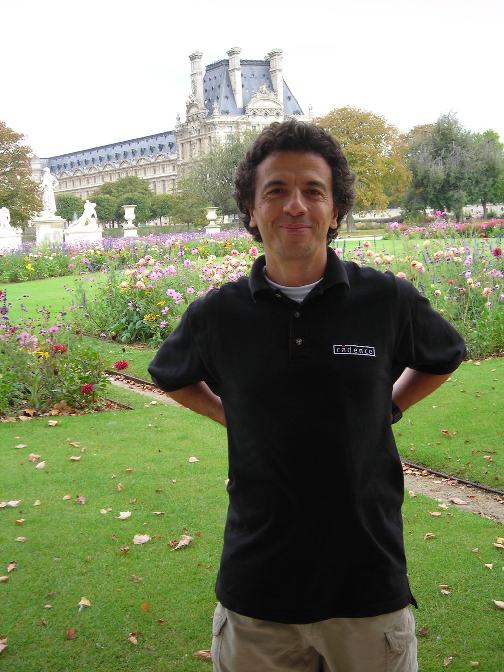 Your instructor Said Abdelli
posing in front of hi