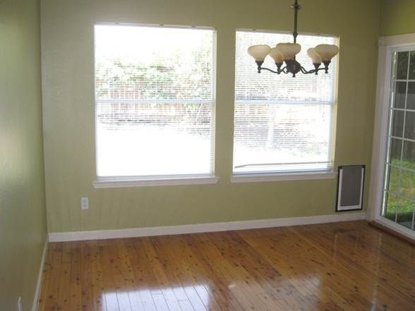 Breakfast Room vacant