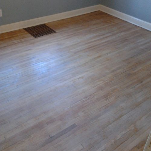 Wood floor refinish before after picture is in the