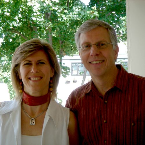 Drs. Joanne Gordon and Gary Dreger
Owners of Natur