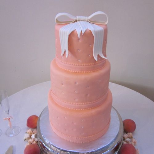 Peaches & Cream Wedding Cake