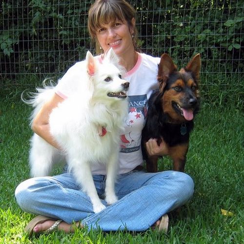 Kerry - owner/founder dog walker pet sitter with h