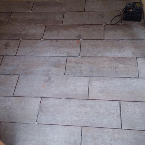 plank tile flooring