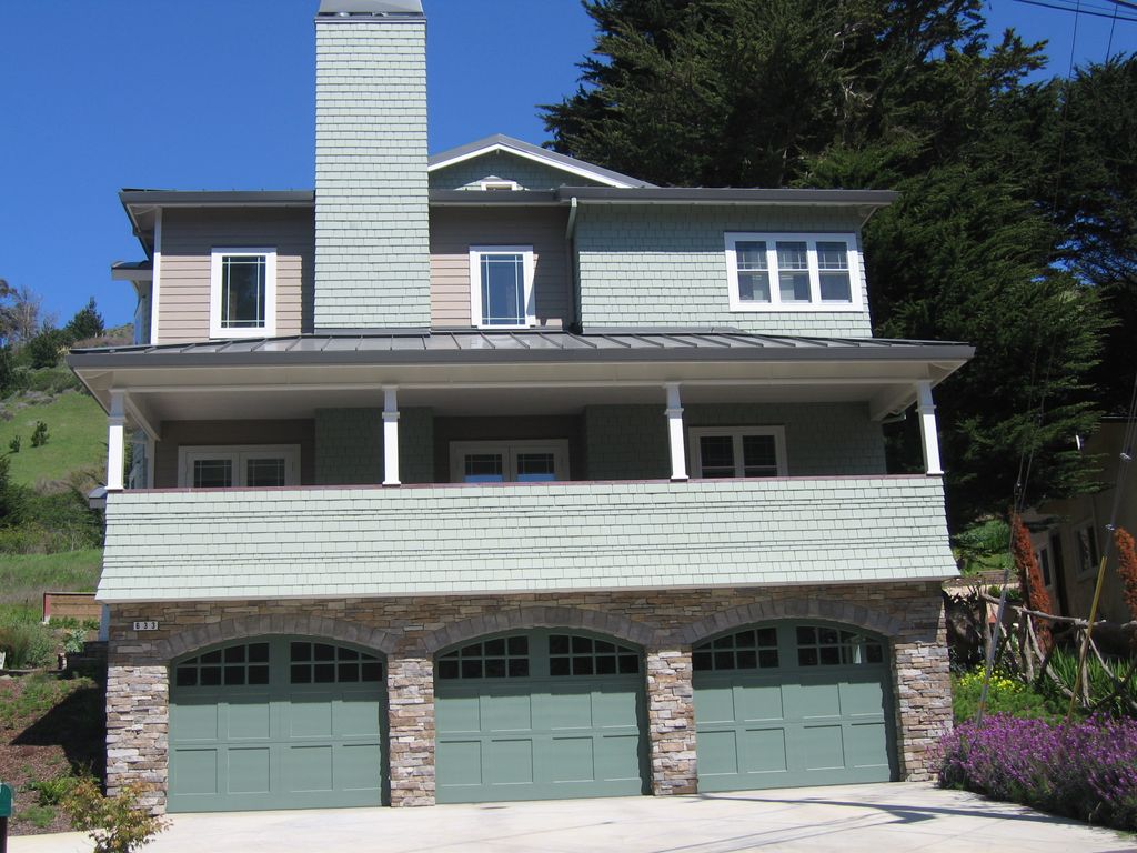 Exterior & interior residential painting in Pacfic