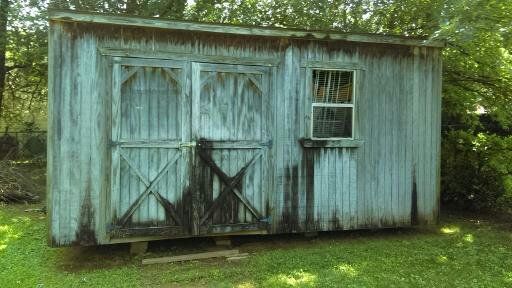 Restoring a shed (before)