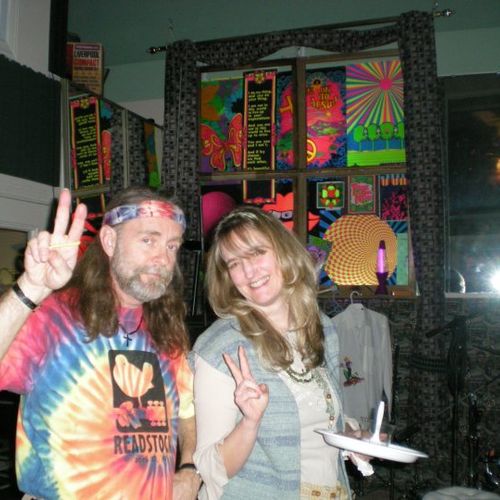 Cathy Howie & Eddie showing the love [or peace...]