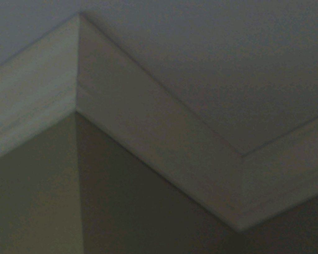 All styles of crown moulding up to 5-piece crown i