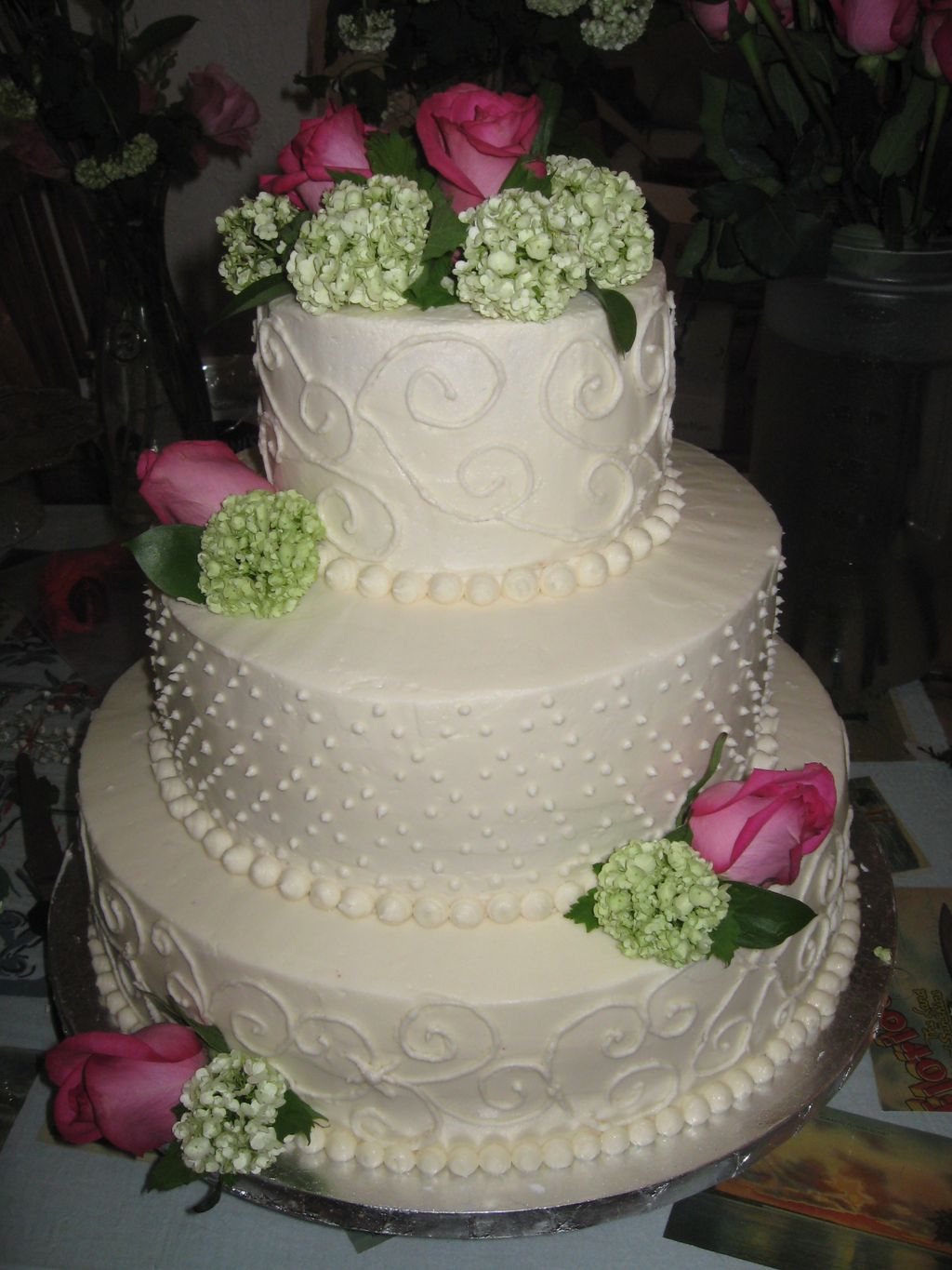 Basic butter cream wedding cake