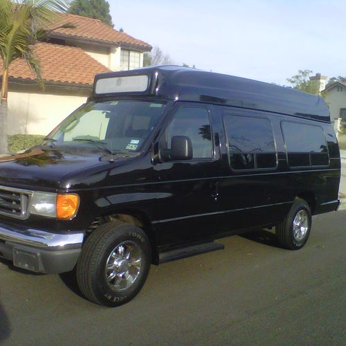 Executive Luxury Van