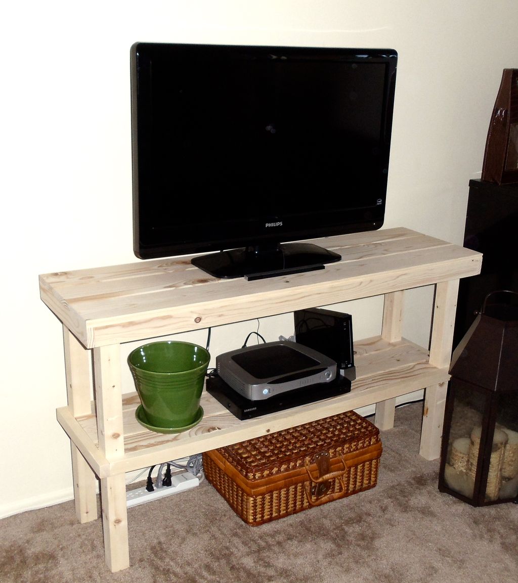 Console or entryway table

Custom size and colors 