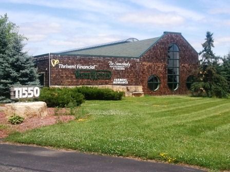 Conveniently located on Hwy 5 close to Woodbury, S