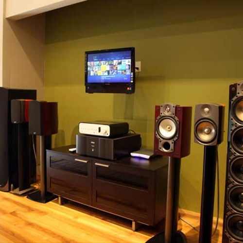 We display the highest performance audio products 