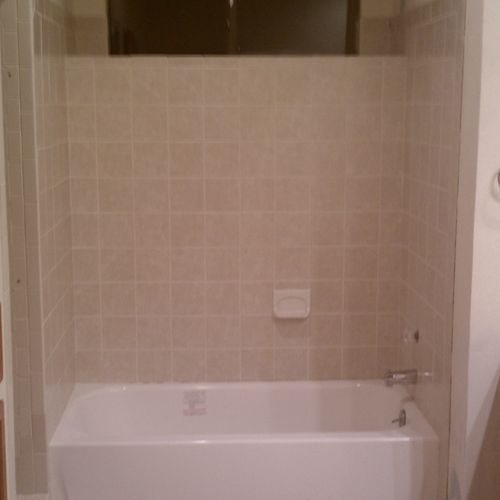 New tub and tile