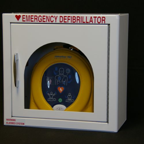 AED defibrillator certification classes in Sacrame