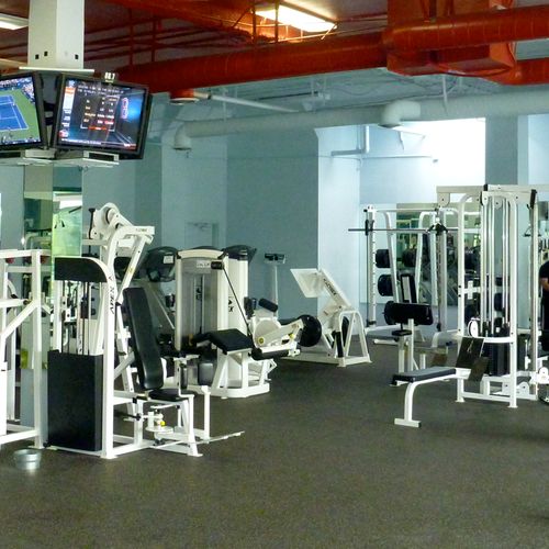 The GYM inside...
By appointment only: 323-493-945