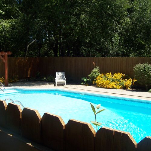 Wood Privacy Fence - Swimming Pool