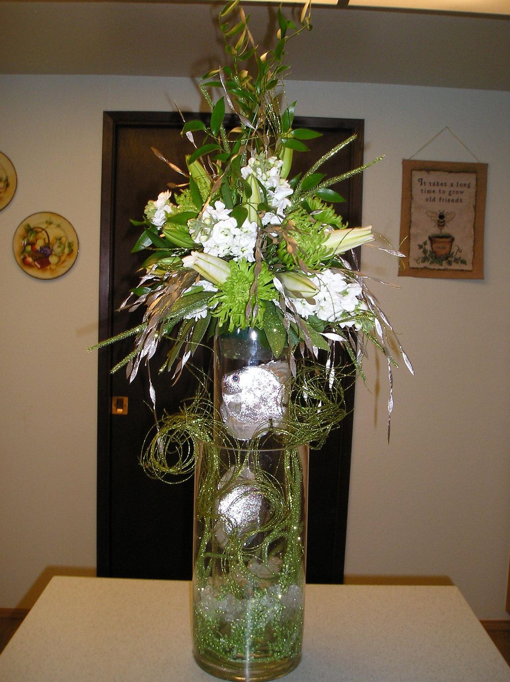 The silver fish arrangement.
Seems so real.  This 