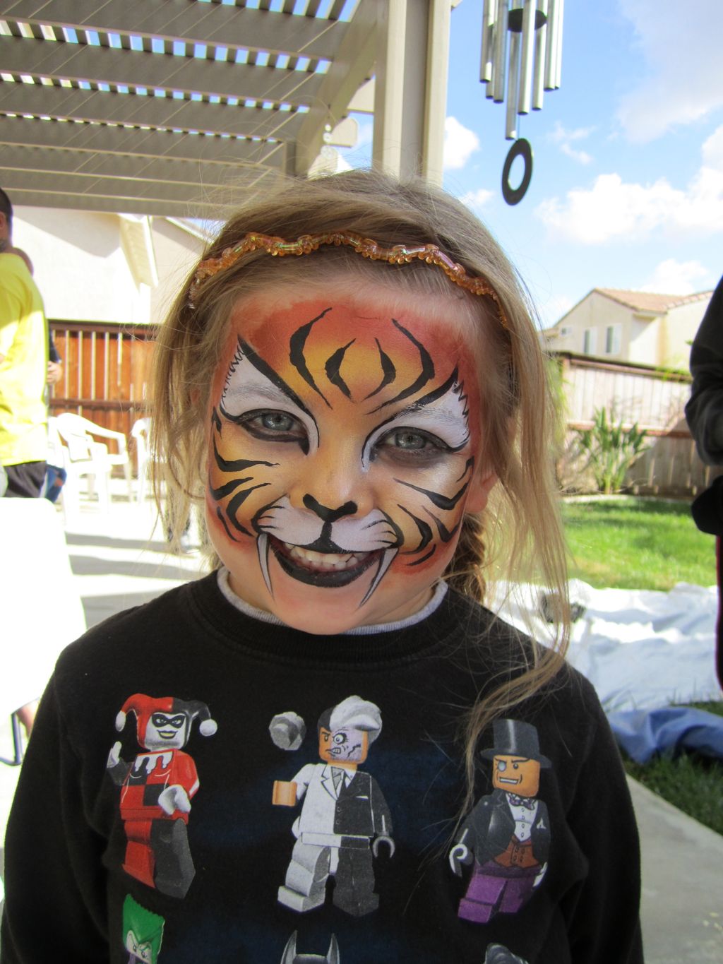 This lion face paint is one of my faves!