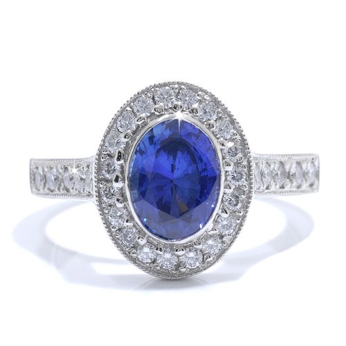 Sapphire and diamond ring in platinum