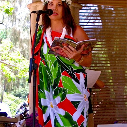 Kahu Pomaika`i conducting a blessing for the 2011 