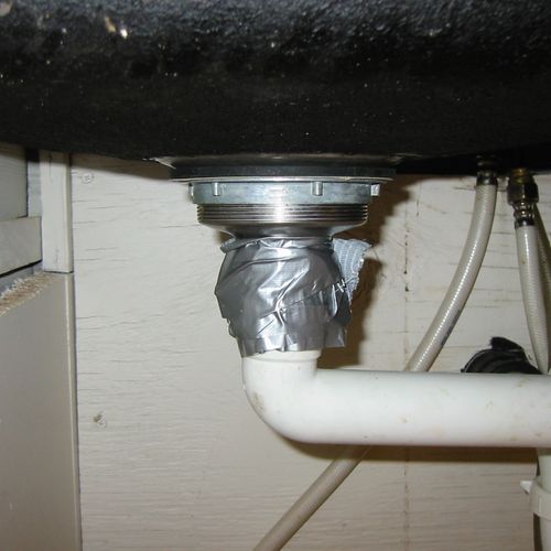 Duct tape - Great for plumbing leaks?!